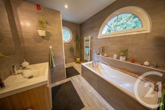 Maison &agrave; vendre - 7 pi&egrave;ces - 203,29 m2 - St Medard En Jalles - 33 - AQUITAINE