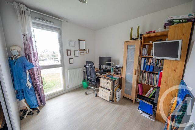 Appartement T4 à vendre - 4 pièces - 77,44 m2 - Blanquefort - 33 - AQUITAINE