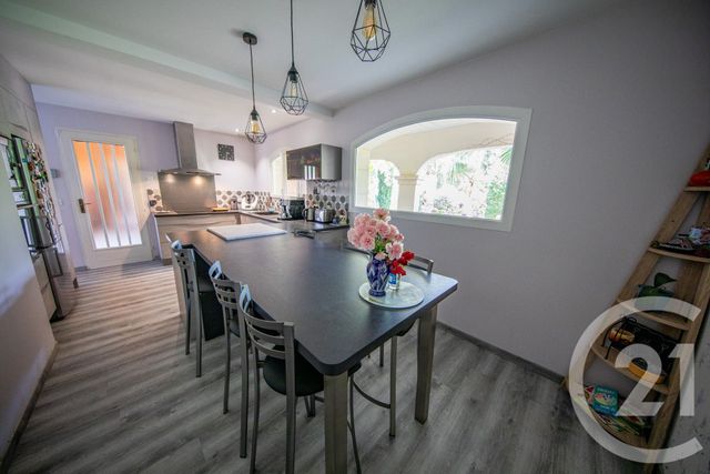 Maison à vendre - 10 pièces - 222,49 m2 - Le Pian Medoc - 33 - AQUITAINE