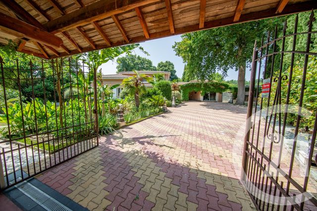 Maison à vendre - 10 pièces - 222,49 m2 - Le Pian Medoc - 33 - AQUITAINE