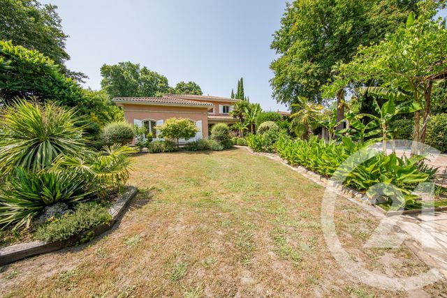 Maison à vendre - 10 pièces - 222,49 m2 - Le Pian Medoc - 33 - AQUITAINE