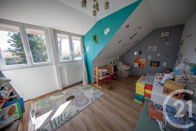 Maison &agrave; vendre - 7 pi&egrave;ces - 124,66 m2 - St Medard En Jalles - 33 - AQUITAINE