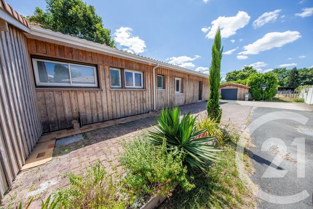 Maison à vendre - 8 pièces - 189,82 m2 - St Medard En Jalles - 33 - AQUITAINE