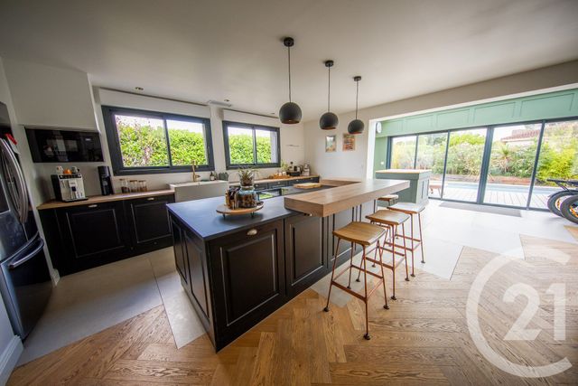 Maison à vendre - 8 pièces - 185,58 m2 - St Medard En Jalles - 33 - AQUITAINE