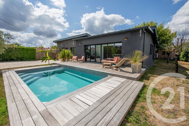 Maison à vendre - 8 pièces - 185,58 m2 - St Medard En Jalles - 33 - AQUITAINE