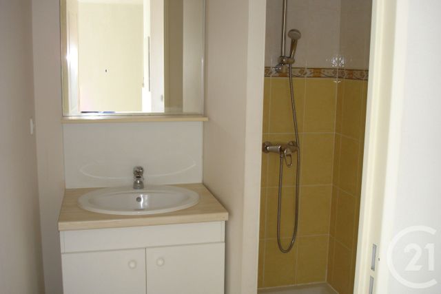 Appartement T2 à vendre - 2 pièces - 41,82 m2 - St Medard En Jalles - 33 - AQUITAINE