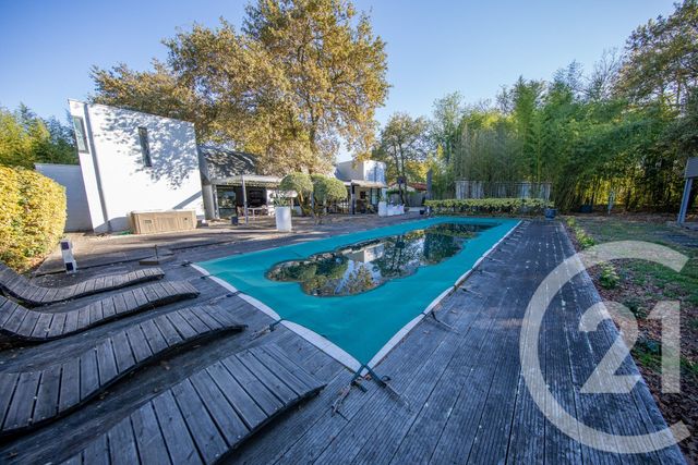 Maison à vendre - 6 pièces - 208,35 m2 - St Medard En Jalles - 33 - AQUITAINE