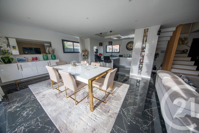 Maison &agrave; vendre - 4 pi&egrave;ces - 136,10 m2 - Blanquefort - 33 - AQUITAINE