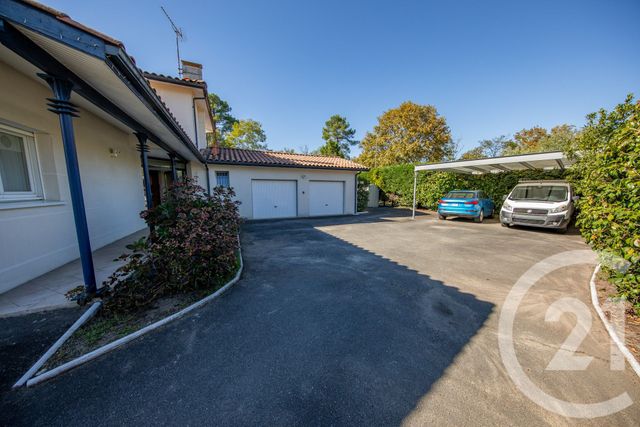 Maison à vendre - 10 pièces - 272,52 m2 - St Aubin De Medoc - 33 - AQUITAINE