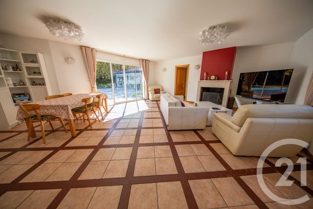 Maison à vendre - 10 pièces - 272,52 m2 - St Aubin De Medoc - 33 - AQUITAINE