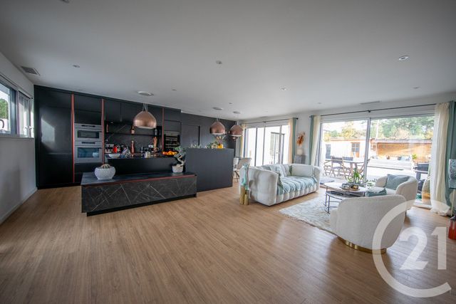 Maison à vendre - 7 pièces - 168,51 m2 - St Aubin De Medoc - 33 - AQUITAINE