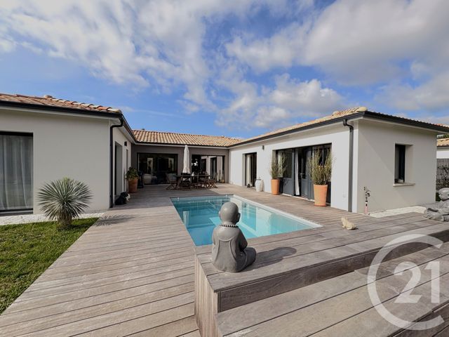 Maison à vendre - 7 pièces - 168,51 m2 - St Aubin De Medoc - 33 - AQUITAINE