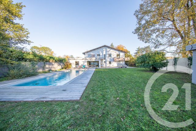 Maison à vendre - 10 pièces - 260 m2 - St Medard En Jalles - 33 - AQUITAINE