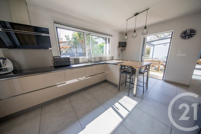 Maison &agrave; vendre - 7 pi&egrave;ces - 173,27 m2 - St Aubin De Medoc - 33 - AQUITAINE