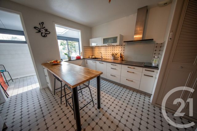 Maison &agrave; vendre - 7 pi&egrave;ces - 170,10 m2 - St Medard En Jalles - 33 - AQUITAINE