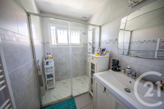Maison &agrave; vendre - 5 pi&egrave;ces - 90,70 m2 - St Medard En Jalles - 33 - AQUITAINE