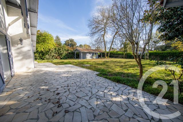 Maison &agrave; vendre - 9 pi&egrave;ces - 171,30 m2 - St Aubin De Medoc - 33 - AQUITAINE
