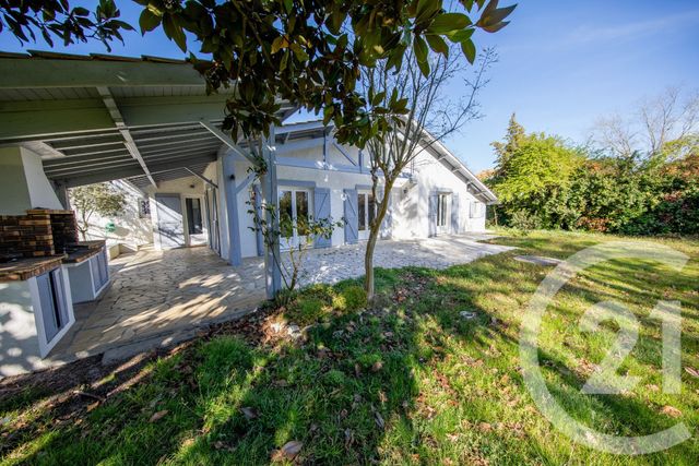 Maison &agrave; vendre - 9 pi&egrave;ces - 171,30 m2 - St Aubin De Medoc - 33 - AQUITAINE