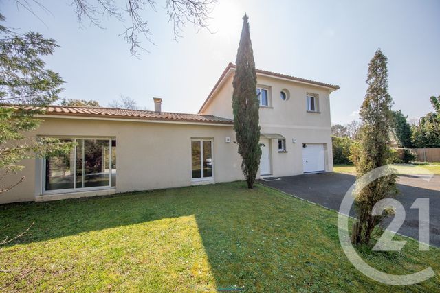 Maison &agrave; vendre - 6 pi&egrave;ces - 159 m2 - Le Pian Medoc - 33 - AQUITAINE