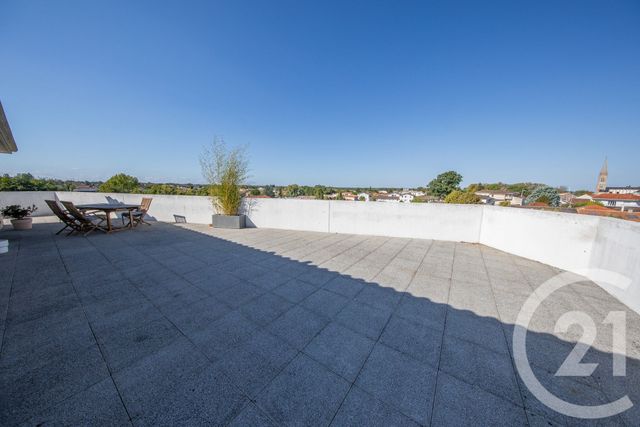 Appartement F3 &agrave; vendre - 3 pi&egrave;ces - 62,77 m2 - Le Haillan - 33 - AQUITAINE