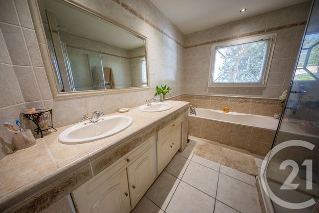 Maison &agrave; vendre - 5 pi&egrave;ces - 129,55 m2 - St Medard En Jalles - 33 - AQUITAINE