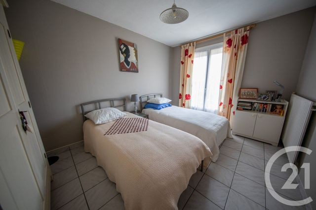 Maison &agrave; vendre - 4 pi&egrave;ces - 83,86 m2 - St Medard En Jalles - 33 - AQUITAINE