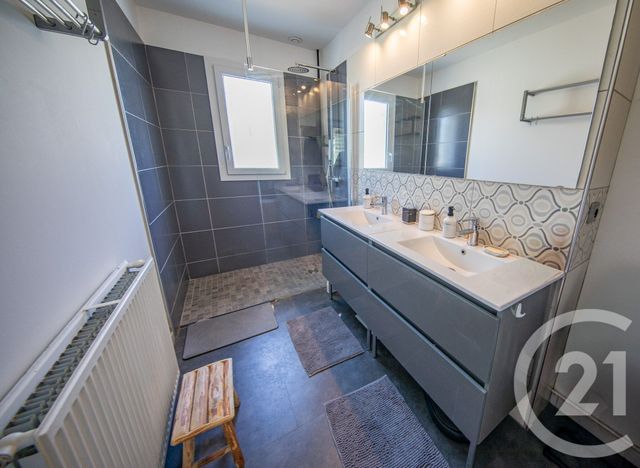 Maison &agrave; vendre - 5 pi&egrave;ces - 108,61 m2 - St Medard En Jalles - 33 - AQUITAINE
