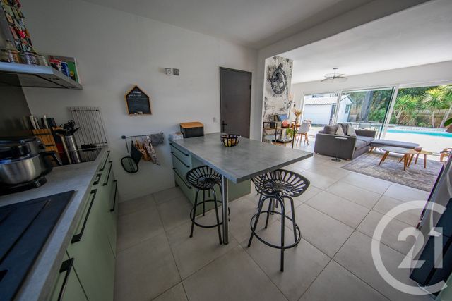 Maison &agrave; vendre - 5 pi&egrave;ces - 108,61 m2 - St Medard En Jalles - 33 - AQUITAINE
