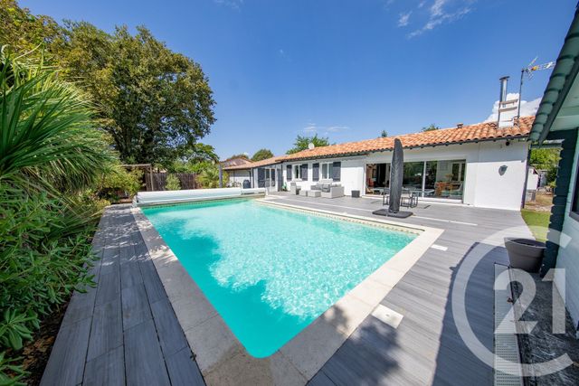 Maison &agrave; vendre - 5 pi&egrave;ces - 108,61 m2 - St Medard En Jalles - 33 - AQUITAINE