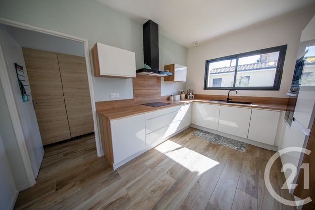Maison &agrave; vendre - 6 pi&egrave;ces - 137,76 m2 - St Medard En Jalles - 33 - AQUITAINE