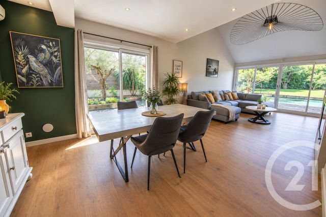 Maison &agrave; vendre - 6 pi&egrave;ces - 113,06 m2 - Le Haillan - 33 - AQUITAINE
