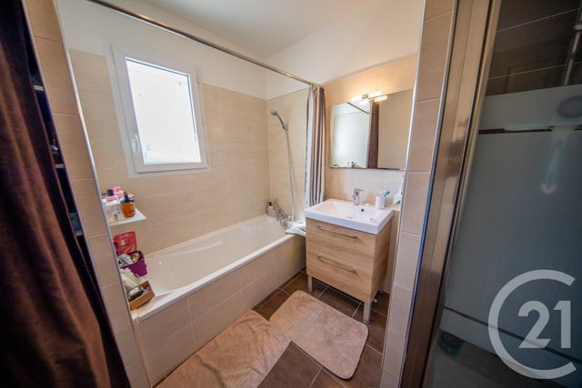 Maison &agrave; vendre - 5 pi&egrave;ces - 78,31 m2 - St Medard En Jalles - 33 - AQUITAINE