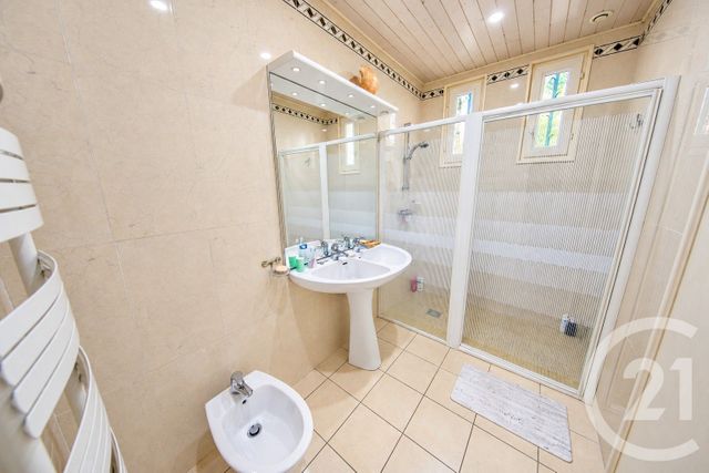 Maison &agrave; vendre - 7 pi&egrave;ces - 154,24 m2 - St Aubin De Medoc - 33 - AQUITAINE