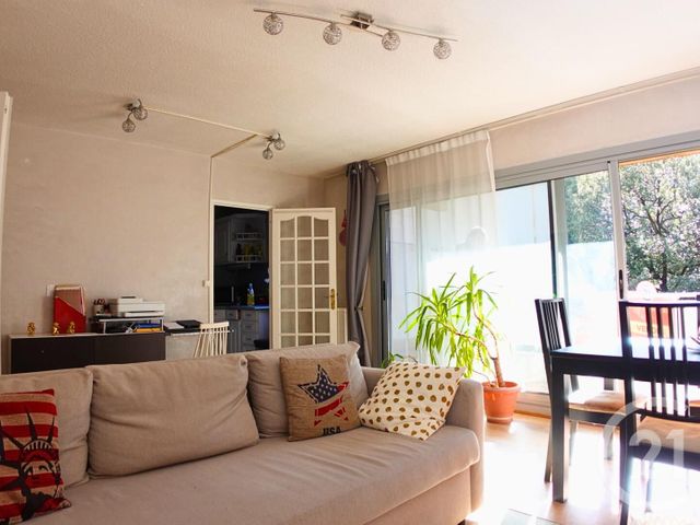 Appartement T4 à vendre - 4 pièces - 81,90 m2 - Marseille - 13010 - PROVENCE-ALPES-COTE-D-AZUR