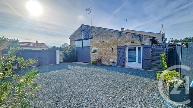 Maison à vendre - 4 pièces - 136 m2 - Les Magnils Reigniers - 85 - PAYS-DE-LOIRE