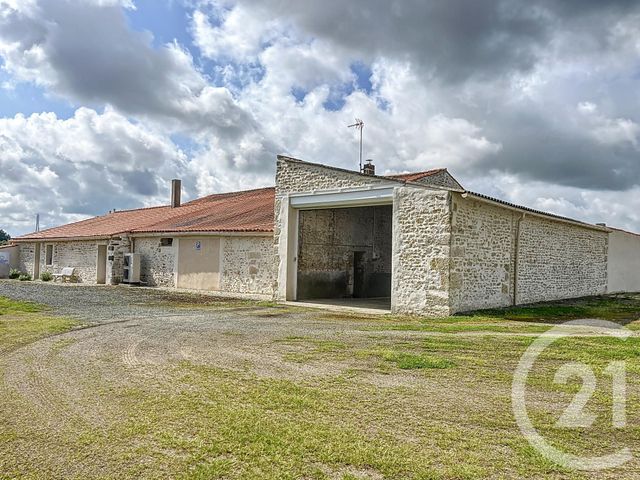 Maison à vendre - 10 pièces - 259,34 m2 - Lucon - 85 - PAYS-DE-LOIRE