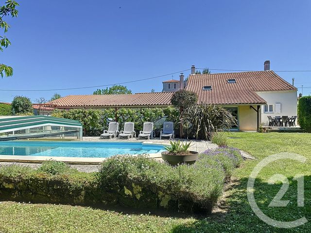 Maison à vendre - 7 pièces - 151 m2 - Thire - 85 - PAYS-DE-LOIRE
