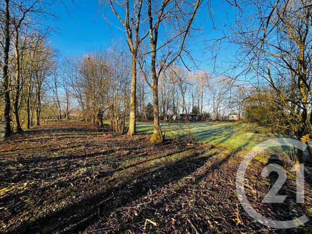 Terrain à vendre - 9715 m2 - St Vincent Sur Graon - 85 - PAYS-DE-LOIRE