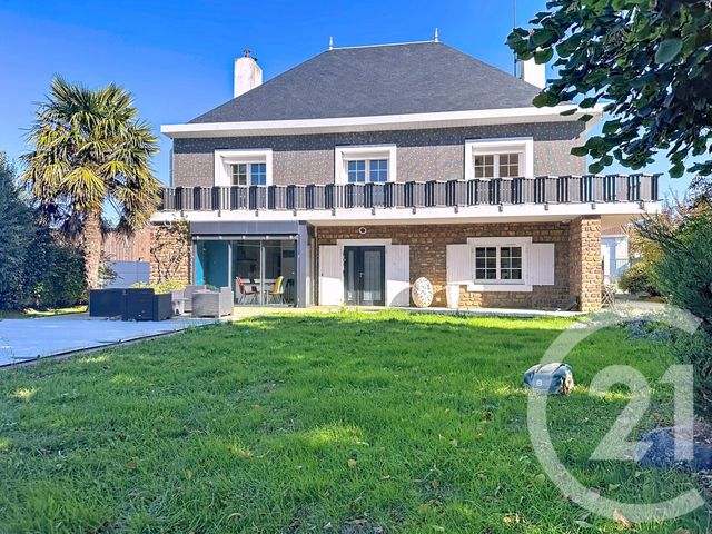 Maison à vendre - 9 pièces - 198,20 m2 - Lucon - 85 - PAYS-DE-LOIRE