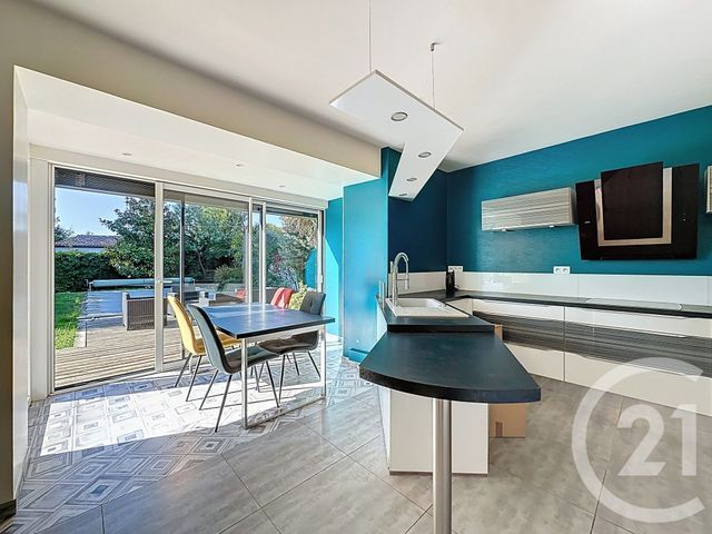 Maison à vendre - 9 pièces - 198,20 m2 - Lucon - 85 - PAYS-DE-LOIRE