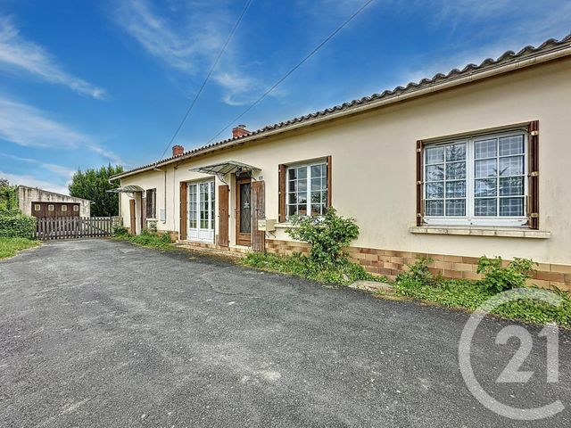 Maison à vendre - 5 pièces - 111,92 m2 - Thire - 85 - PAYS-DE-LOIRE