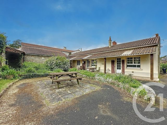 Maison à vendre - 5 pièces - 111,92 m2 - Thire - 85 - PAYS-DE-LOIRE