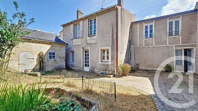 Maison à vendre - 9 pièces - 260,19 m2 - Lucon - 85 - PAYS-DE-LOIRE