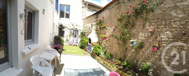 Maison &agrave; vendre - 8 pi&egrave;ces - 184,03 m2 - Fontenay Le Comte - 85 - PAYS-DE-LOIRE