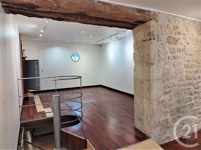 Maison &agrave; vendre - 8 pi&egrave;ces - 184,03 m2 - Fontenay Le Comte - 85 - PAYS-DE-LOIRE