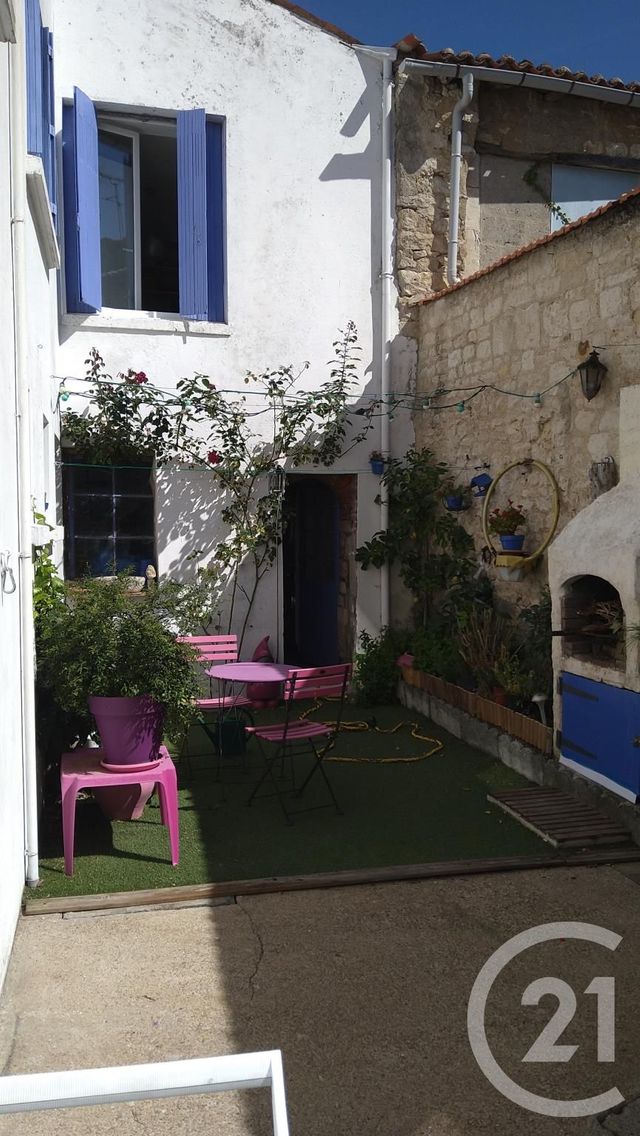 Maison &agrave; vendre - 8 pi&egrave;ces - 184,03 m2 - Fontenay Le Comte - 85 - PAYS-DE-LOIRE