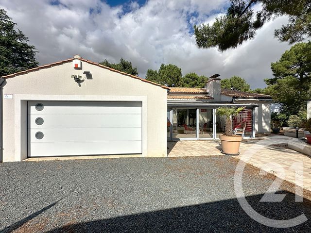 Maison à vendre - 4 pièces - 152 m2 - La Faute Sur Mer - 85 - PAYS-DE-LOIRE