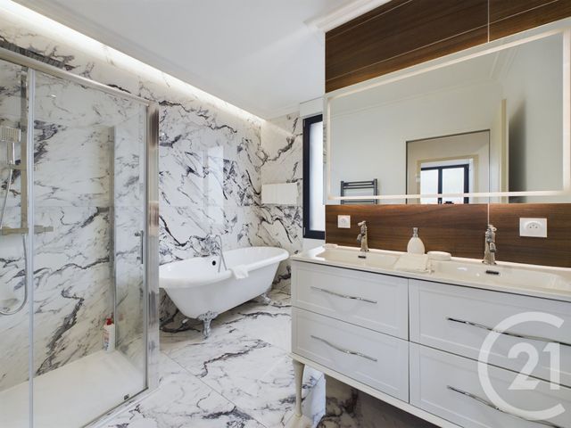 Maison à vendre - 5 pièces - 106,36 m2 - Lucon - 85 - PAYS-DE-LOIRE