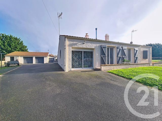 Maison à vendre - 6 pièces - 115 m2 - St Jean De Beugne - 85 - PAYS-DE-LOIRE