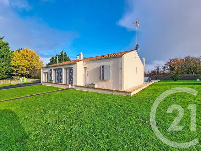 Maison à vendre - 6 pièces - 115 m2 - St Jean De Beugne - 85 - PAYS-DE-LOIRE